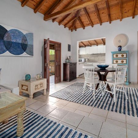 Amouage Boutique Home Κολιός Εξωτερικό φωτογραφία