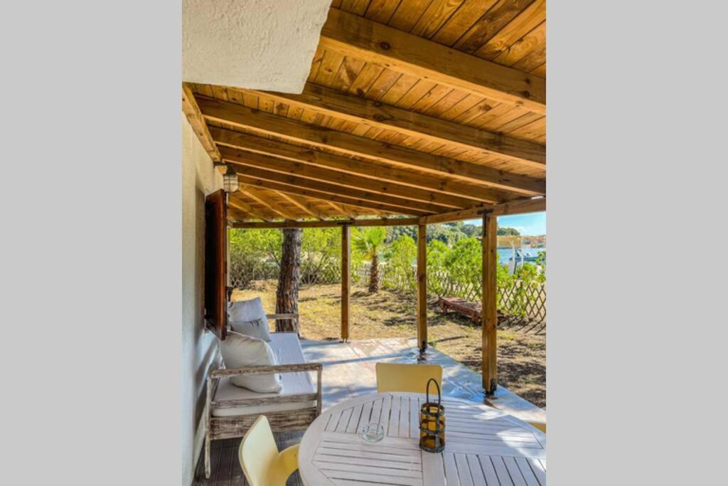 Amouage Boutique Home Κολιός Εξωτερικό φωτογραφία