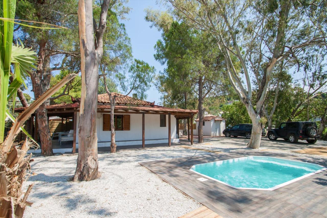Amouage Boutique Home Κολιός Εξωτερικό φωτογραφία