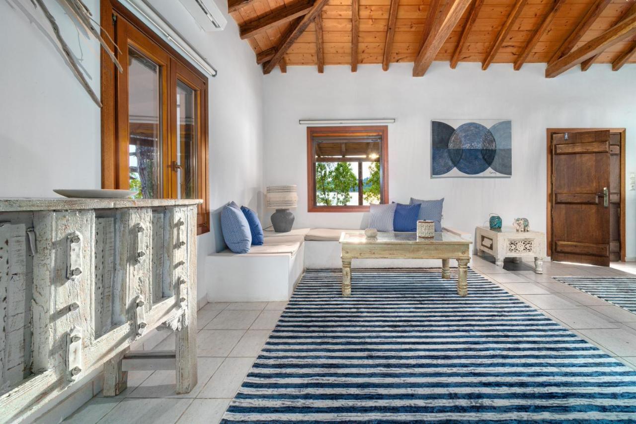 Amouage Boutique Home Κολιός Εξωτερικό φωτογραφία