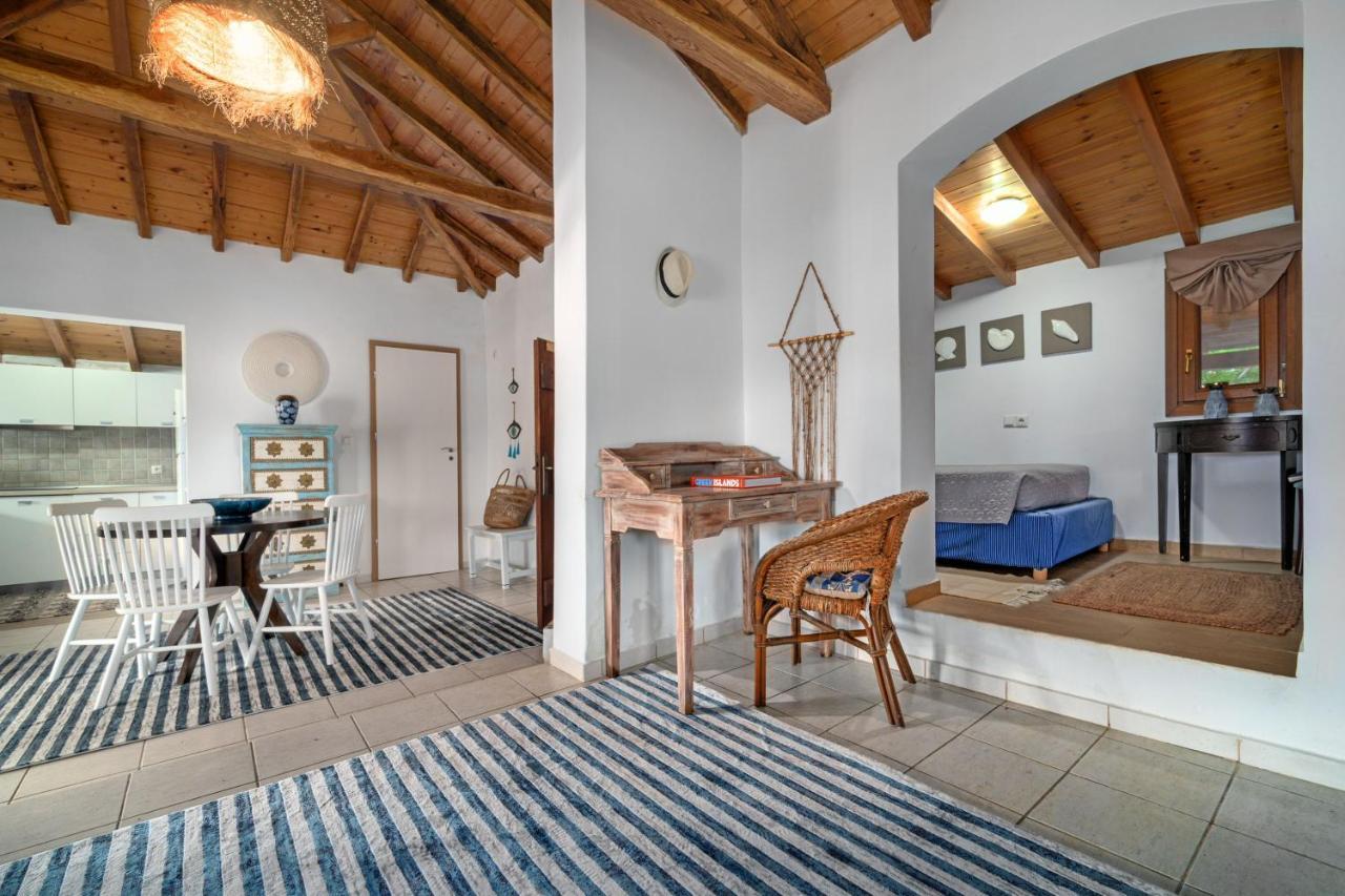 Amouage Boutique Home Κολιός Εξωτερικό φωτογραφία